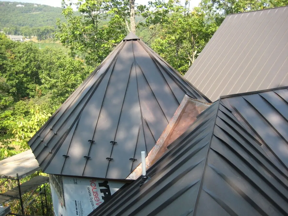 Professional Roof Tarp Installation by Craftsman Roofing in Penn Daw Village